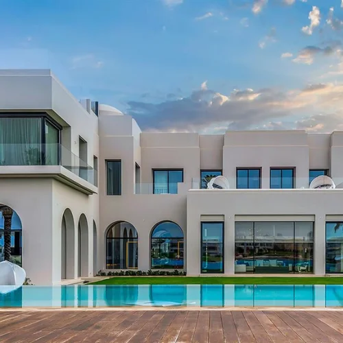 Luxury Villa Renovation Services in Dubai