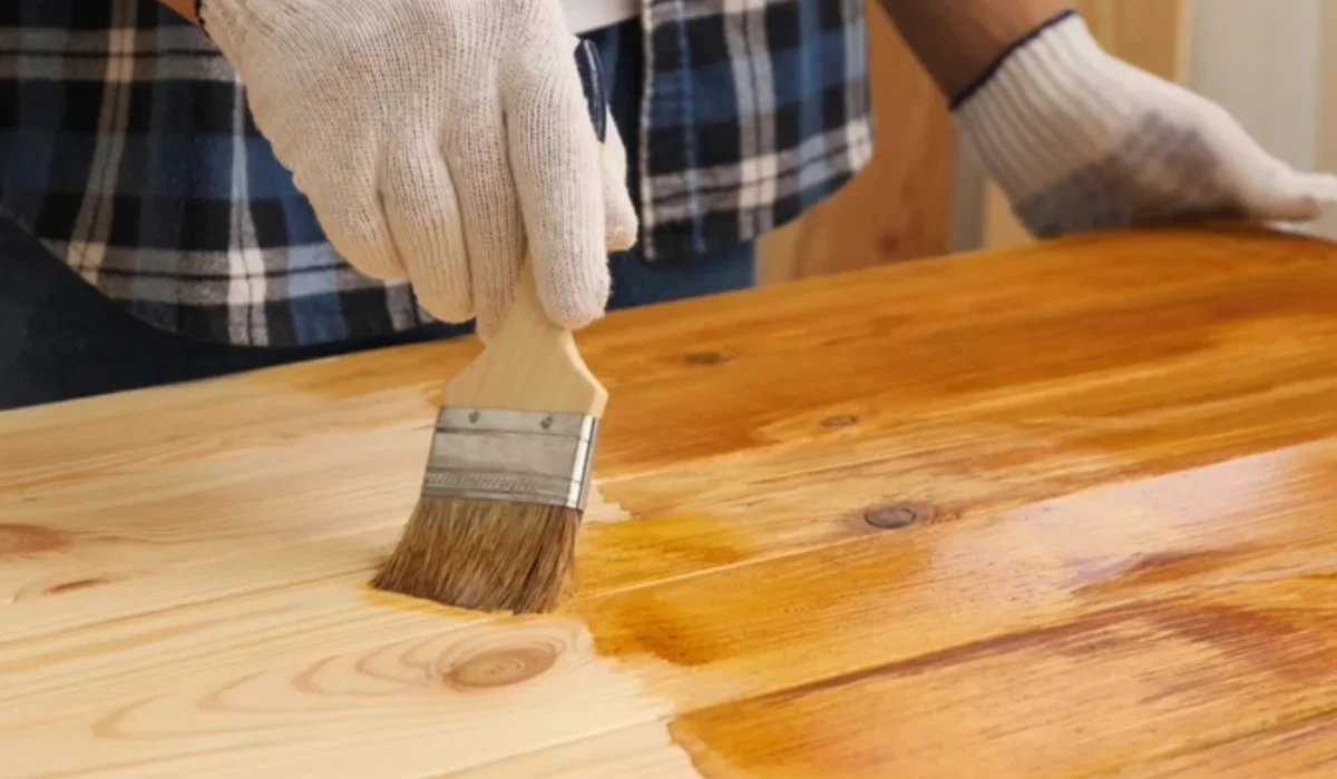 Quality furniture polish services Dubai