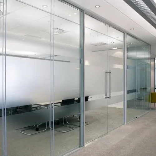 Demountable glass partition installed in a Dubai space