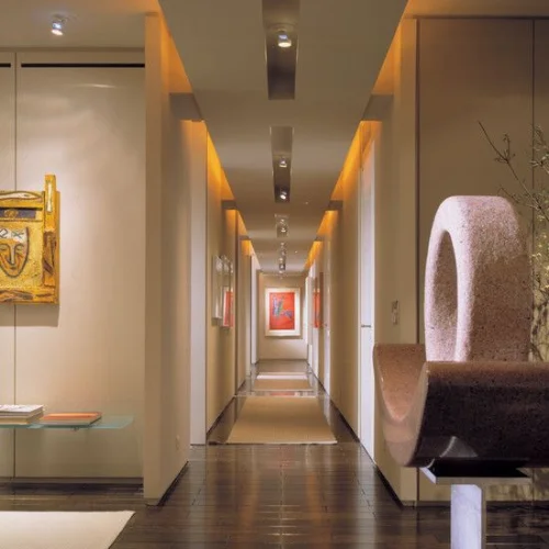 High-quality ceiling design shown in a Dubai home